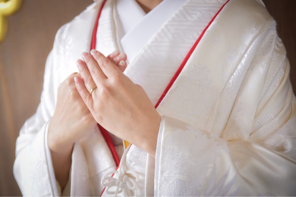 Bride, white shag, wedding ring