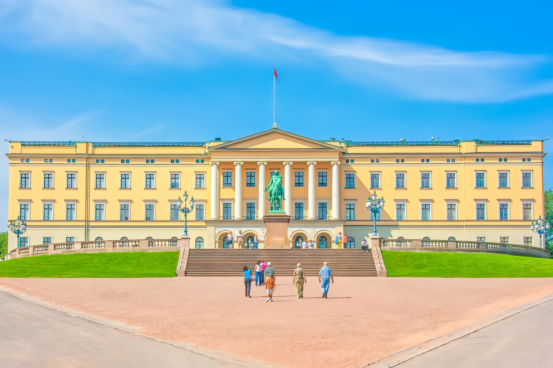 ノルウェー王宮の写真